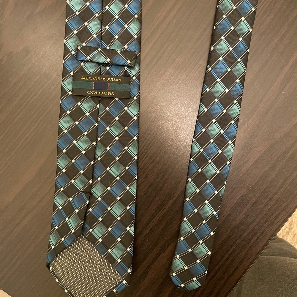 Alexander Julian Tie